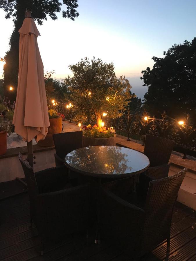 Seawood House Boutique Hotel Lynton Esterno foto