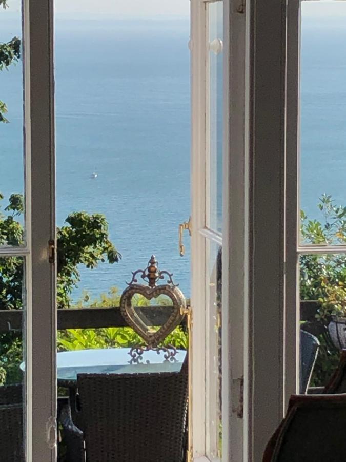 Seawood House Boutique Hotel Lynton Esterno foto