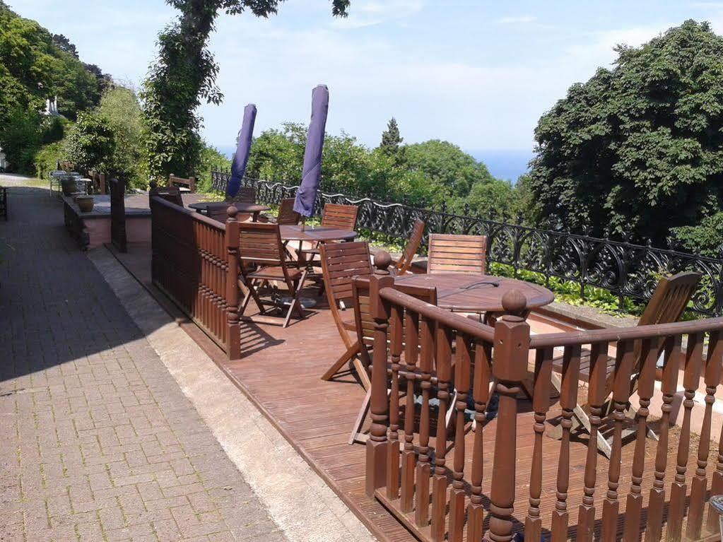Seawood House Boutique Hotel Lynton Esterno foto